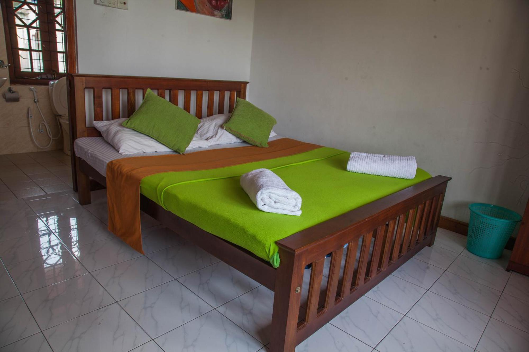 קנדי Antique Tourist Lodge מראה חיצוני תמונה